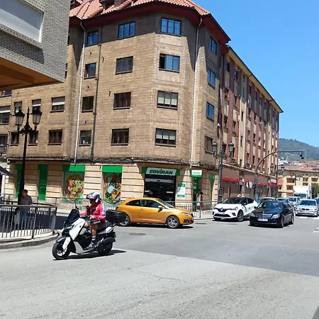Privatunterkunft Hospedajes Oviedo *