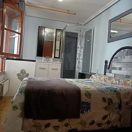 Hospedajes Oviedo Privatunterkunft Oviédo