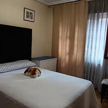 Hospedajes Oviedo Privatunterkunft